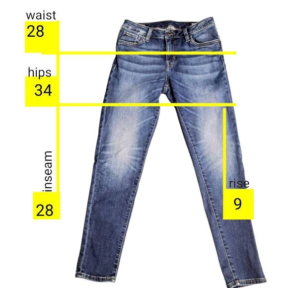 Mid Rise Skinny Alexa Jeans in Mid Blue Buffalo David Britton - Picture 11 of 15